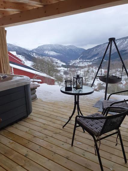 Molden 1 - Med Jacuzzi! Apartment Luster Luaran gambar